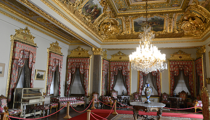 کاخ دلمه باغچه استانبول (dolmabahce palace Istanbul)